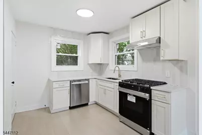332 Harrison Ave, Roselle, NJ 07203 - Photo 14