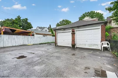 85 N 10th St, Newark, NJ 07107 - Photo 40