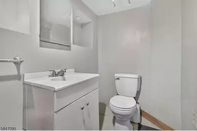 85 N 10th St, Newark, NJ 07107 - Photo 34