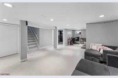111 Yale Ter, Linden, NJ 07036 - Photo 26
