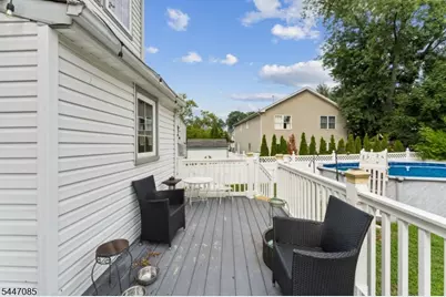 111 Yale Ter, Linden, NJ 07036 - Photo 32