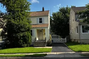613 Martense Ave, Teaneck Township, NJ 07666 - Photo 20