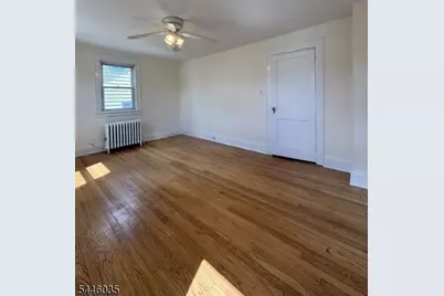 613 Martense Ave, Teaneck Township, NJ 07666 - Photo 14