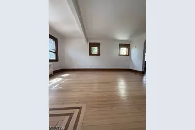 613 Martense Ave, Teaneck Township, NJ 07666 - Photo 4