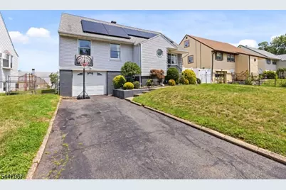 90 Maryknoll Rd, Woodbridge Township, NJ 08840 - Photo 2