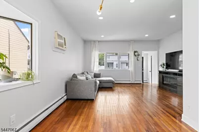 90 Maryknoll Rd, Woodbridge Township, NJ 08840 - Photo 6