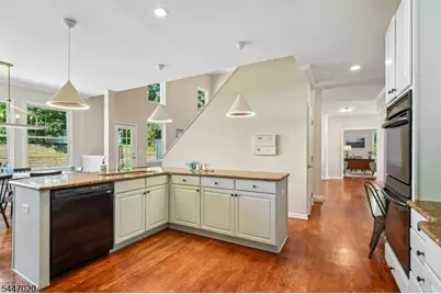 7 Coggins Ln, West Orange Township, NJ 07052 - Photo 18