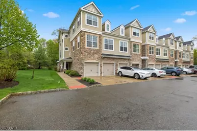 302 Rotando Way, Morris Plains, NJ 07950 - Photo 2