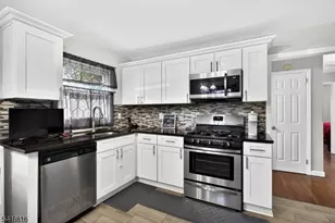 1229 Oxford Ave, Plainfield, NJ 07062 - Photo 10