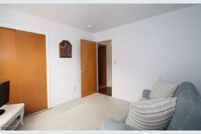 27 Gracie Rd, East Hanover Township, NJ 07936 - Photo 12
