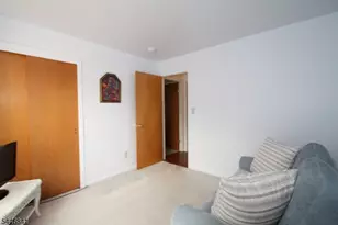 27 Gracie Rd, East Hanover Township, NJ 07936 - Photo 12