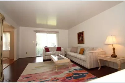 27 Gracie Rd, East Hanover Township, NJ 07936 - Photo 2