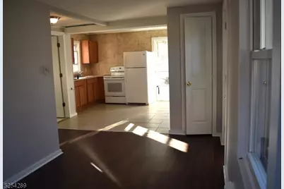 112 B Minnehaha Blvd, Parsippany, NJ 07034 - Photo 8
