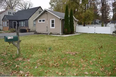 112 B Minnehaha Blvd, Parsippany, NJ 07034 - Photo 2