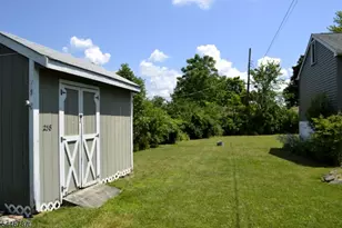 238 Fairview Ave, Hampton Township, NJ 07860 - Photo 12