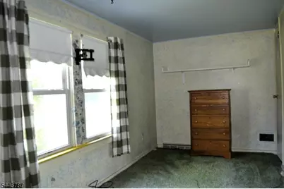 238 Fairview Ave, Hampton Township, NJ 07860 - Photo 32