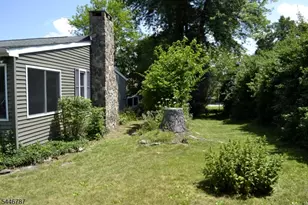 238 Fairview Ave, Hampton Township, NJ 07860 - Photo 6