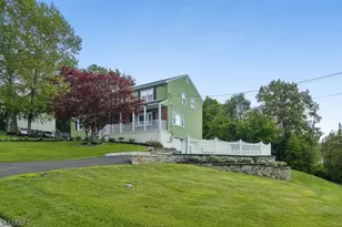 33 Frederick Dr, West Milford, NJ 07480 - Photo 36