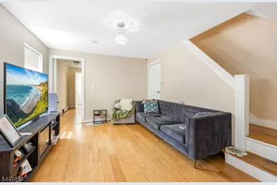 1083 Magnolia Ave, Elizabeth, NJ 07201 - Photo 30