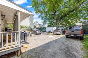 1083 Magnolia Ave, Elizabeth, NJ 07201 - Photo 4