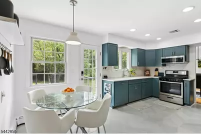 121 Rolling Hill Drive, Long Hill Township, NJ 07946 - Photo 10