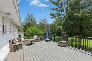 121 Rolling Hill Dr, Long Hill Township, NJ 07946 - Photo 32