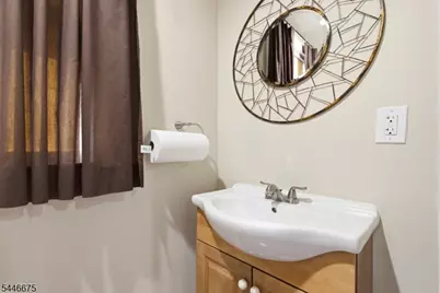 21 Mildred Ter, Union Township, NJ 07088 - Photo 20
