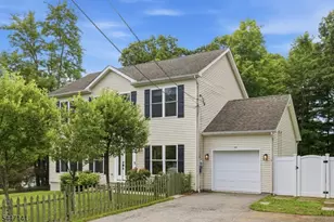 34 Olive Rd, Sparta Township, NJ 07871 - Photo 4