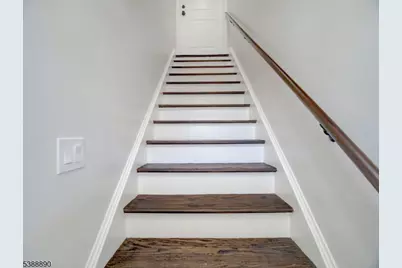 36 Orchard Pl, Irvington, NJ 07111 - Photo 10