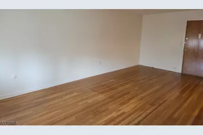 565 Grove St #A-5, Clifton, NJ 07013 - Photo 2