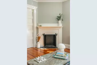 11 N Mountain Ave, Montclair Twp., NJ 07042 - Photo 8
