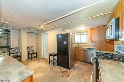 11 N Mountain Ave, Montclair Twp., NJ 07042 - Photo 42