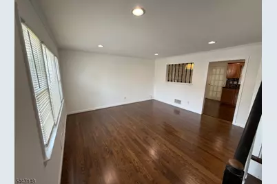 2514 Jackson Ave, Union Township, NJ 07083 - Photo 6