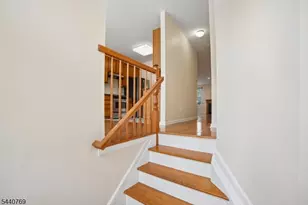 533 Coventry Dr, Nutley, NJ 07110 - Photo 4