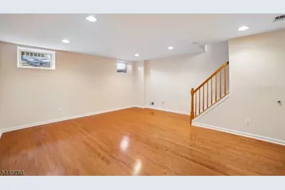 533 Coventry Dr, Nutley, NJ 07110 - Photo 28