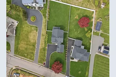 76 Hillside Ave, Livingston, NJ 07039 - Photo 2
