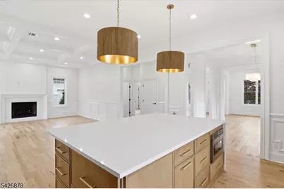76 Hillside Ave, Livingston, NJ 07039 - Photo 8