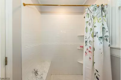 11 N Mountain Ave, Montclair Twp., NJ 07042 - Photo 14