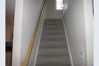 914 Oak St, Roselle, NJ 07203 - Photo 10