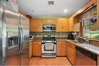 14 Bunnvale Rd, Lebanon Township, NJ 07830 - Photo 16