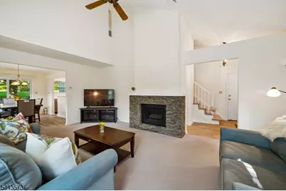 29 Coachlight Dr, Chatham Township, NJ 07928 - Photo 6