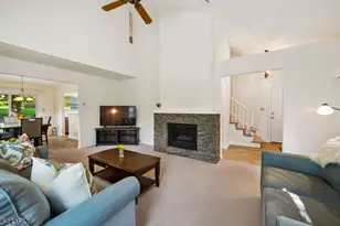 29 Coachlight Dr, Chatham Township, NJ 07928 - Photo 6