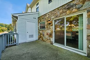 29 Coachlight Dr, Chatham Township, NJ 07928 - Photo 24