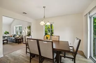 29 Coachlight Dr, Chatham Township, NJ 07928 - Photo 8