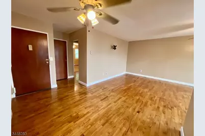 100 Pierson Miller #63, Pompton Lakes, NJ 07442 - Photo 4