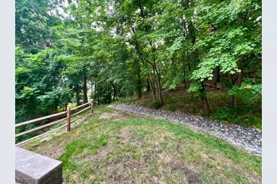 100 Pierson Miller #63, Pompton Lakes, NJ 07442 - Photo 10