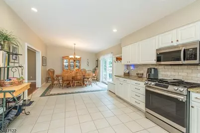 48 Green Ln, Randolph Township, NJ 07869 - Photo 6