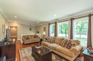 48 Green Ln, Randolph Township, NJ 07869 - Photo 2