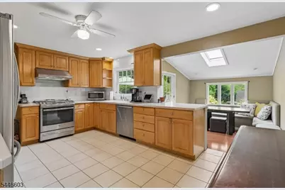 123 Hillside Ave, Livingston, NJ 07039 - Photo 6