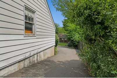 123 Hillside Ave, Livingston, NJ 07039 - Photo 20
